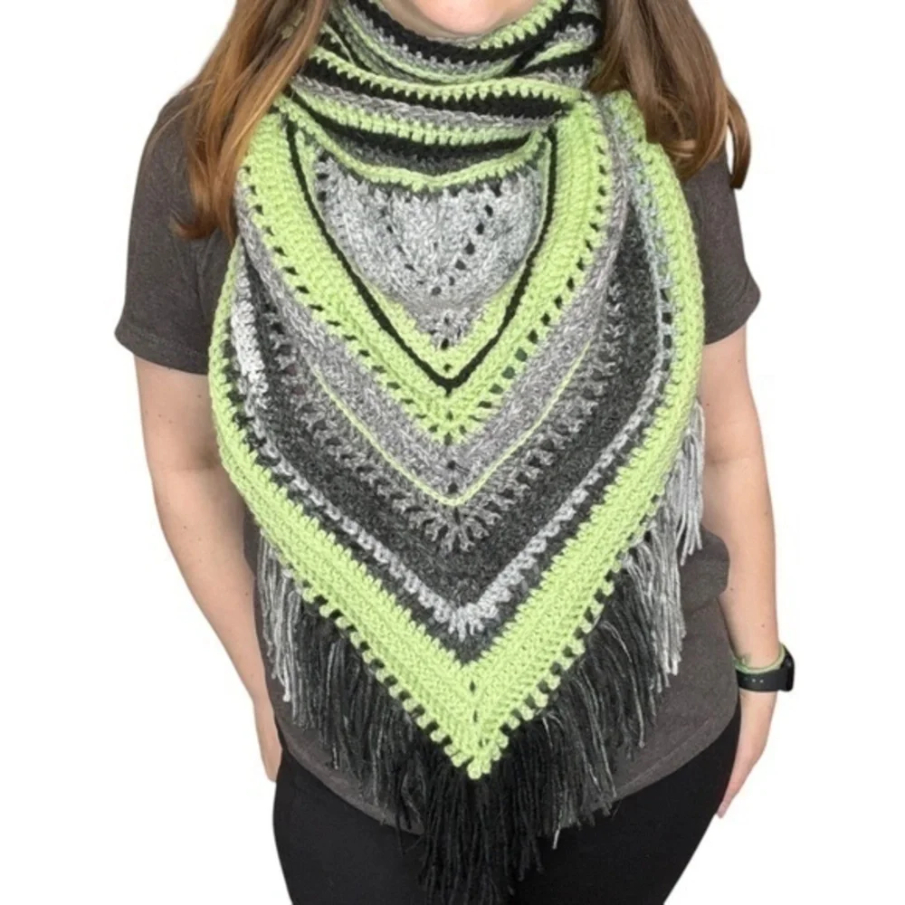 Handcrafted Crochet Cowl Neck Scarf‎ With Fringe New Handmade by Seller Knit